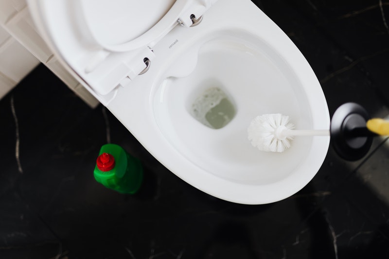 How To Unclog A Toilet Without A Plunger